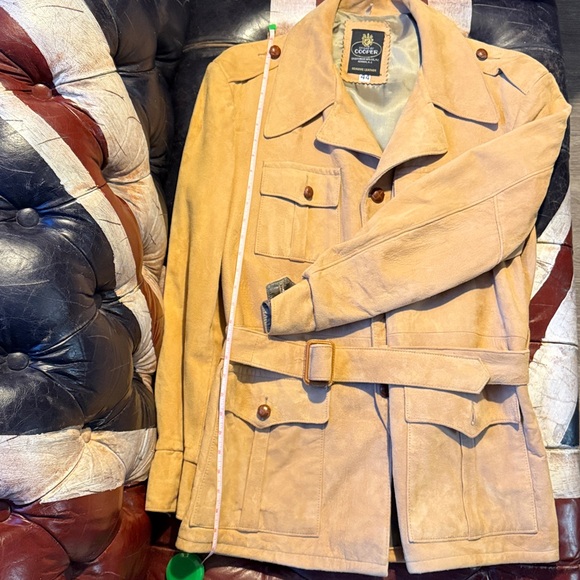 Vintage #60s Styled by Cooper Leather Jacket with belt. Stylish. - Picture 6 of 7